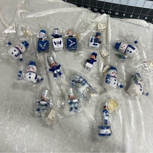 Vintage Christmas ornaments set of 15 blue white made in Taiwan nwt snowmen